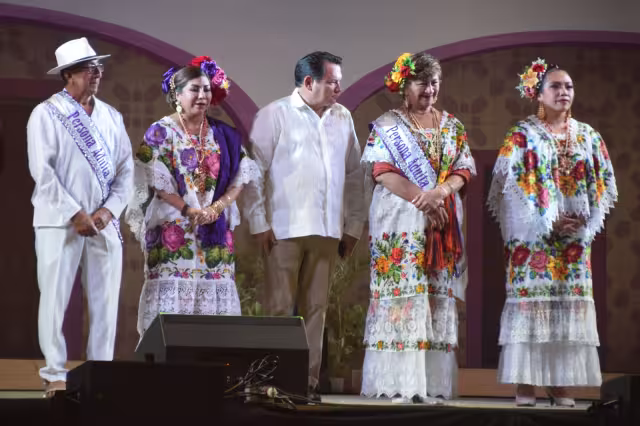 Se realiza en Mérida la Expo Personas Adultas Mayores 2025: El Renacimiento de Nuestra Cultura