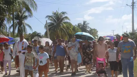 Realizan la bajada de la Virgen de las Mercedes como inicio a las celebraciones patronales