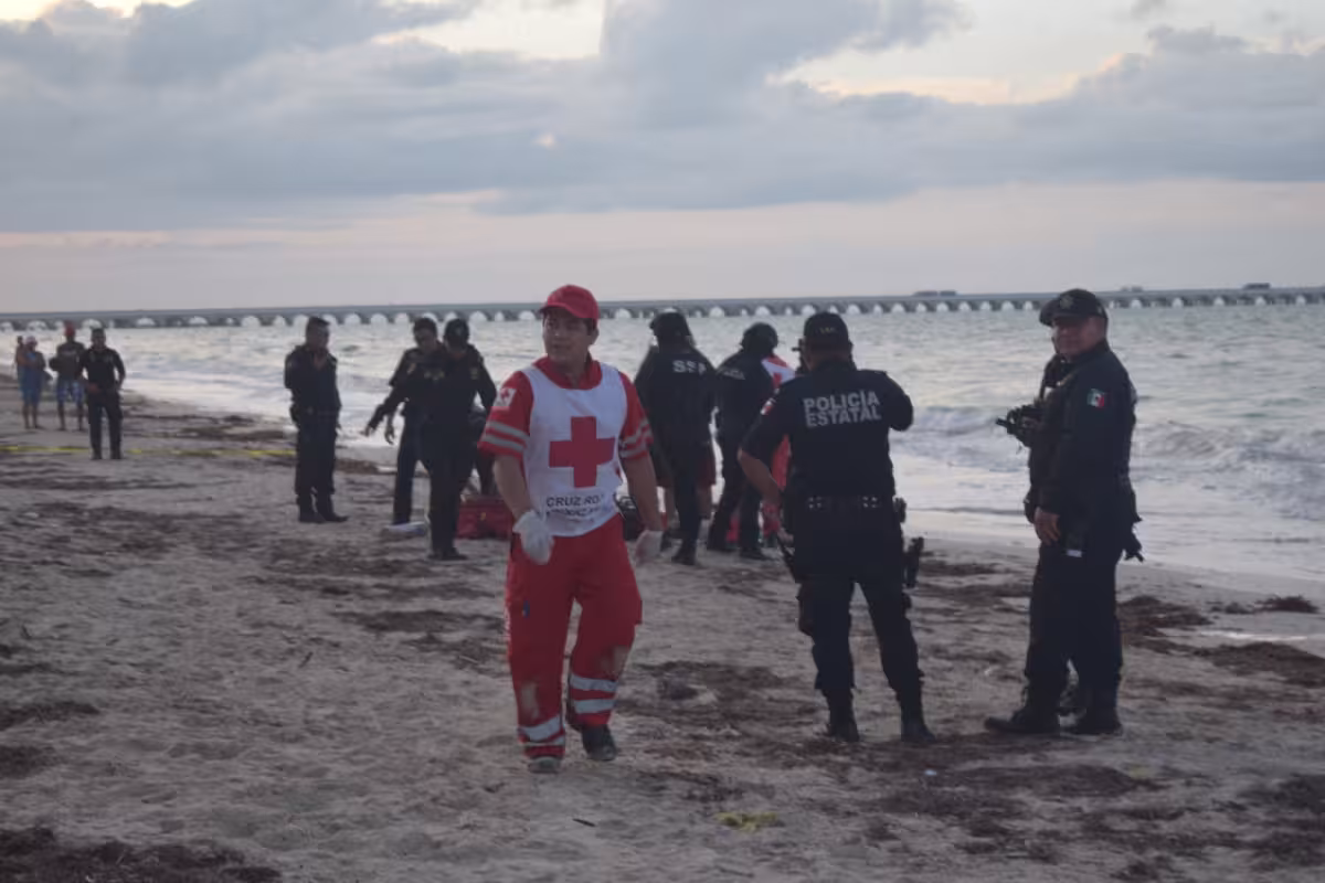 Hombre muere ahogado en el mar de Progreso - PorEsto