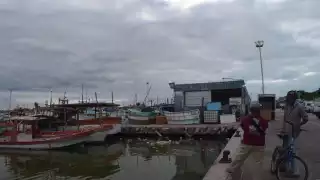 Frente Frío 43 en Yucatán paralizaría la primera semana de la temporada de mero