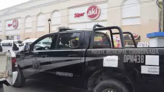 Un joven fue detenido por el robo de un celular a un cliente de un supermercado de Progreso