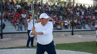 Joaquín Díaz mencionó que el presidente Andrés Manuel López Obrador está destinando recursos para la construcción de obras