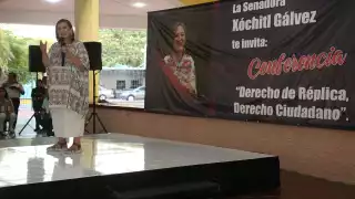En la conferencia estuvieron presentes cerca de 300 personas