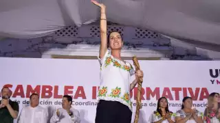 Claudia Sheinbaum llegó a Mérida la mañana de este domingo como parte de su recorrido por México