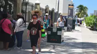 Aunque más de 3 mil visitantes arribaron a Progreso, los comerciantes califican la jornada como agridulce