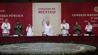 AMLO califica "de 10" el trabajo de Adán Augusto López por acuerdo de unidad en la Conago
