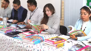 Entrega de nuevos libros de texto gratuitos de la SEP