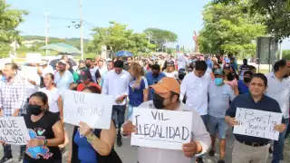 Participaron en la marcha trabajadores de la dependencia y familiares del detenido