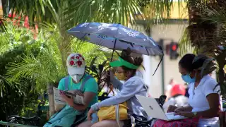 Las activistas exhortan a los diputados a que avalen la propuesta para acabar con la violencia intrafamiliar