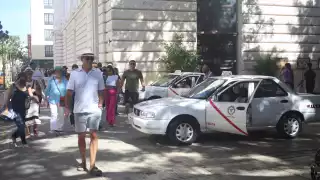 Taxistas de Mérida buscan aumentar sus tarifas ante la inflación y la escasez de unidades