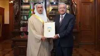Salah Suleiman Al-Haddad, embajador de Kuwait, se reunió con AMLO en Palacio Nacional