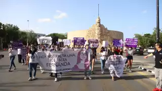 Se han realizado muchas manifestaciones exigiendo que aparezcan los que no están.