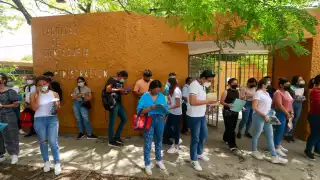 Son 20 mil jóvenes de Yucatán que presentarán el EXANI-I para la UADY