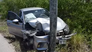 El conductor resultó ileso del accidente en la vía Mérida-Progreso