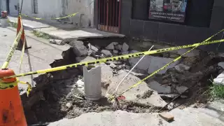 Socavón sorprende a los habitantes de Progreso