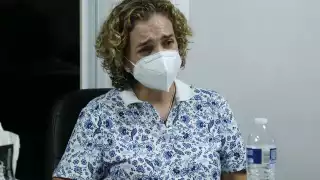 María José llamó a la policía, que en lugar de protegerla ayudó a su esposo a sacar las cosas del domicilio