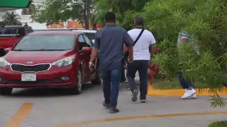 Realizan operativo en Plaza Hong Kong de Cancún, Quintana Roo