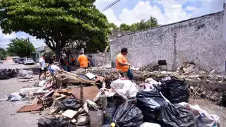 Los vecinos de Mérida levantaron cinco volquetes de desperdicios