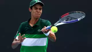 El yucateco avanzó con el español Alejandro Melero, pero quedó fuera en individual ante Tomasz Berkieta