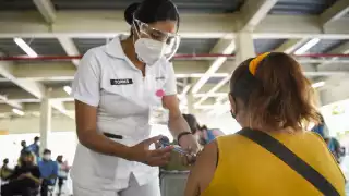 En algunos municipios ya se habilitaron fechas para vacunas de 18 a 29 años