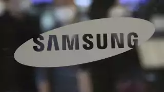 Samsung presenta Galaxy Note y teléfono plegable en mercado reducido por pandemia (AP)