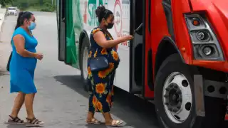 Autoridades piden a las mujeres en proceso de amamantar acudir a inocularse a los módulos