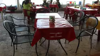 100 mesas y 400 sillas con un valor de 300 mil pesos han ido desapareciendo por 'inventario'