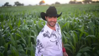 Martha Rivera, directora de la Fiscalía de Investigaciones Especiales de Coahuila, confirmo la asistencia del cantante por agresión a reportera