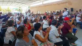 El candidato Joaquín Díaz Mena priorizó un problema a resolver: repavimentación de calles