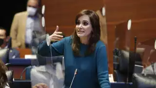 La senadora del PAN cumple una promesa a los habitantes de Ures, Sonora, aunque no de la forma adecuada