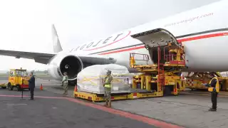 Segundo cargamento de vacunas que arribó al país