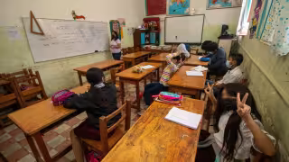 La directora del plantel lamenta que en redes sociales se diga que los maestros no trabajan