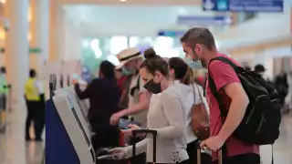 La pandemia por COVID-19 debilitó el arribo de turismo a Cancún