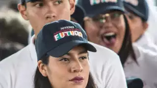 La convocatoria será para 40 mil plazas en toda la República Mexicana, y que los interesados podrán registrarse en el portal de Jóvenes Construyendo el Futuro