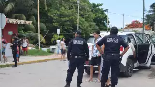 En el auto viajaba una familia de turistas de Quintana Roo