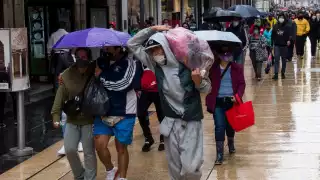 Antes de salir de casa revisa cuál es el pronóstico del tiempo para la CDMX y el Edomex este martes y evita contratiempos.