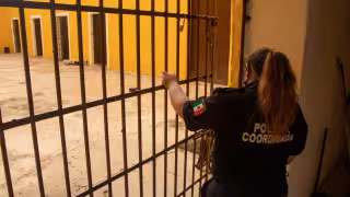 La jefa de la Policía de Tecoh, Magaly Chuk, dijo que la causa de arresto más frecuente es por alterar el orden en la vía pública