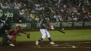 Leones de Yucatán doblegan a Diablos Rojos del México y ponen la serie 3-2