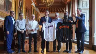 AMLO dio cátedra de palabras y expresiones usadas en el beisbol