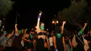 El diputado de Acción Nacional (PAN), Víctor Hugo Lozano Poveda indicó que él y su bancada esperarán a que la SCJN publique las determinaciones.