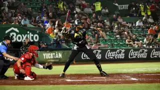 Leones de Yucatán vencieron 12 a 2 a El Águila de Veracruz en el Parque “Kukulcán”