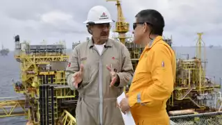 Supervisa director de Pemex la sonda de Campeche