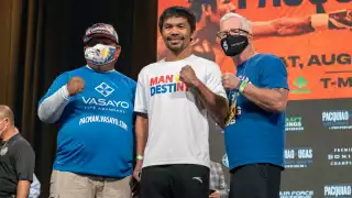 El boxeador filipino de 42 años iba a pelear originalmente contra Errol Spencer, pero sufrió un desgarre en la retina del ojo izquierdo,