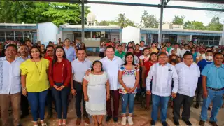 Diez colegios del nivel básico del interior del Estado fueron beneficiados con diversos recursos