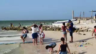 Se notificó que varias personas intentaron burlar la vigilancia e ingresar a la playa, que está restringida