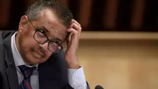 El director de la Organización Mundial de la Salud (OMS), Tedros Adhanom Ghebreyesus, pidió a los países redoblar esfuerzos para poner fin a la pandemia