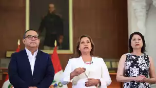 El Gobierno de Perú ha dispuesto el retiro definitivo de su embajador en los Estados Unidos Mexicanos