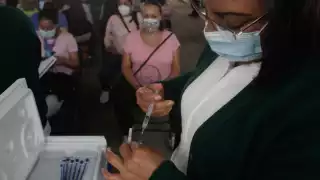 El registro de mujeres embarazadas para recibir las vacunas contra coronavirus se realiza en el sitio mivacuna.gob.mx