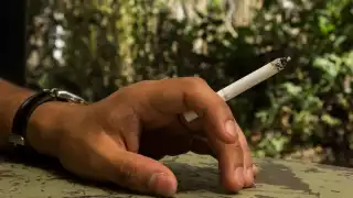 Fumadores infectados podrían transmitir el Sars-Cov 2 a través del humo (Cuartoscuro)