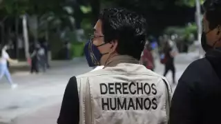 Transgrede derechos de igualdad, al requerir antecedentes no penales a plataformas de transporte, dice la CNDH